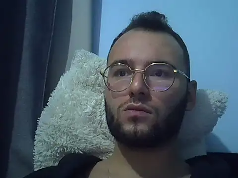 piazaocwb23 online show from 04/28/26, 02:49