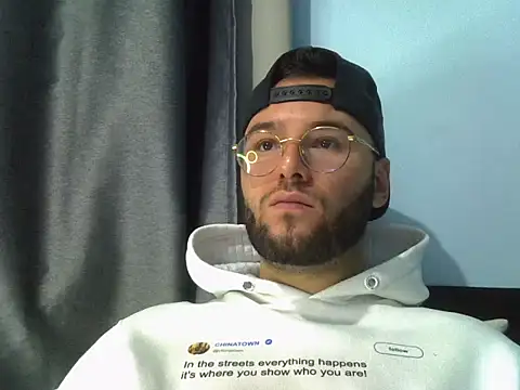 piazaocwb23 online show from 04/28/26, 04:01