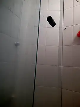 pimentinha02 online show from 04/18/26, 05:28