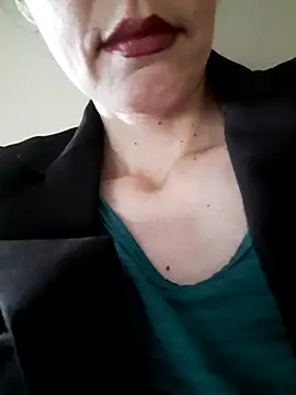 pimentinha02 online show from 04/24/26, 01:13