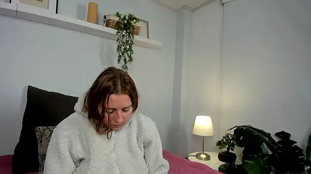 cuttie blondie online show from 03/19/26, 11:03