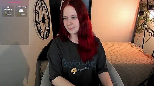 Snapshot of DorothyDorr chatting on 03/13/26, 09:21 DorothyDorr online show from 03/13/26, 09:21