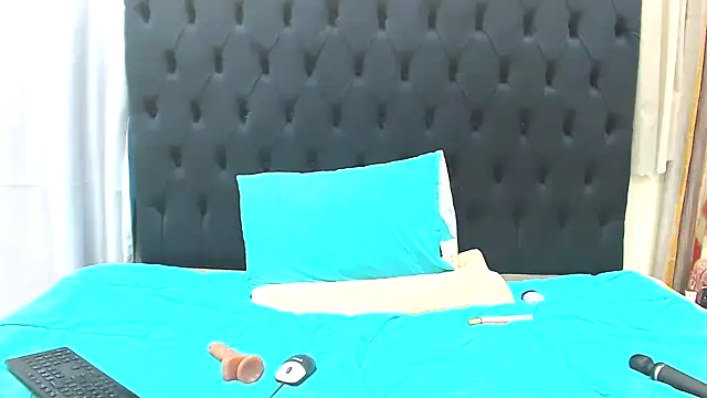 Dark Slim Thick online show from 04/08/26, 05:35