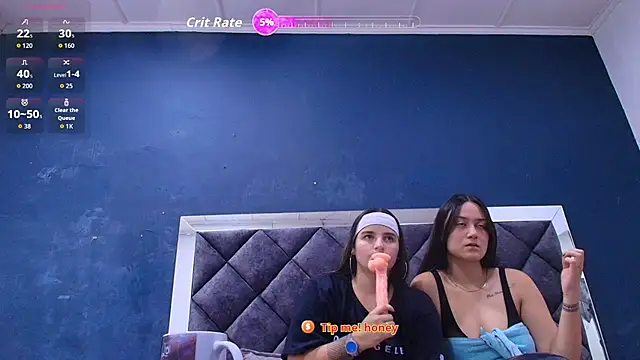 Snapshot of aidanaandvictoria chatting on 03/14/26, 04:51 aidanaandvictoria online show from 03/14/26, 04:51