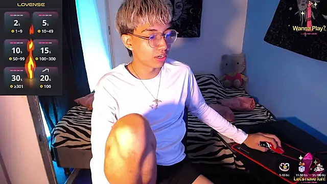 Snapshot of alejito_jeje chatting on 03/13/26, 10:27 alejito jeje online show from 03/13/26, 10:27