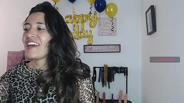 Snapshot of violeta_scott chatting on 07/01/26, 02:18 violeta scott online show from 07/01/26, 02:18
