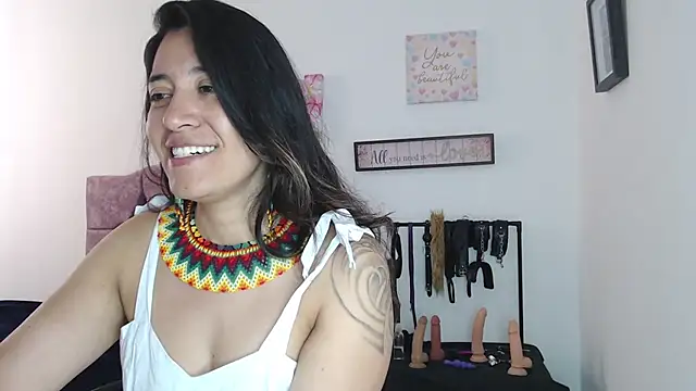 Snapshot of violeta_scott chatting on 07/29/26, 06:06 violeta scott online show from 07/29/26, 06:06