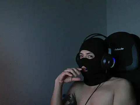 Snapshot of nicolorin chatting on 03/14/26, 03:45 nicolorin online show from 03/14/26, 03:45