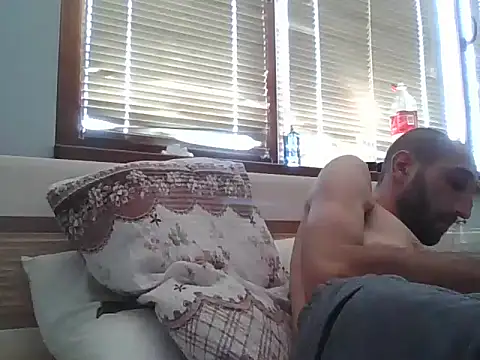 stiven121312 online show from 08/02/26, 12:03