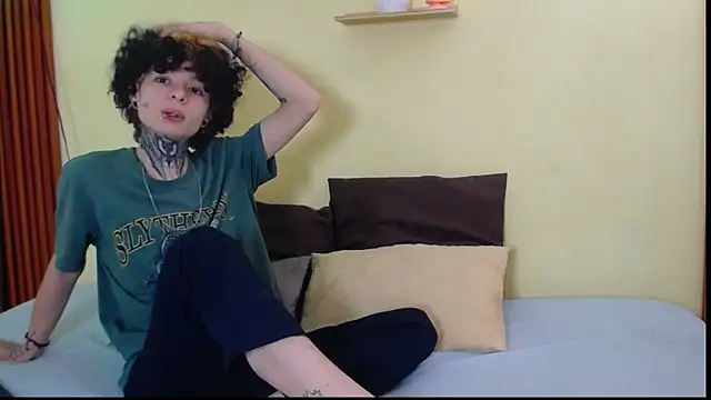 JuneBlake  online show from 03/13/26, 02:01