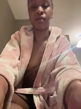 Halligirl online show from 03/13/26, 01:45