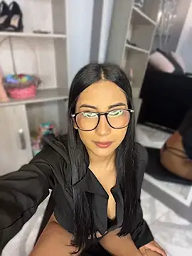 Gretel Streit online show from 04/29/26, 03:21