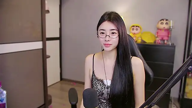 XiaoYuBao- online show from 04/18/26, 07:07