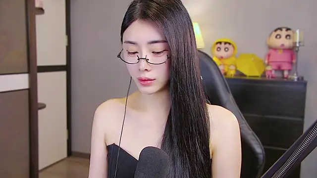 XiaoYuBao- online show from 04/22/26, 03:53