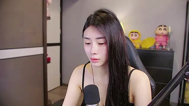 Snapshot of XiaoYuBao- chatting on 05/16/26, 08:18 XiaoYuBao- online show from 05/16/26, 08:18