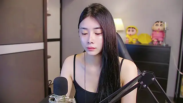 Snapshot of XiaoYuBao- chatting on 06/10/26, 01:43 XiaoYuBao- online show from 06/10/26, 01:43