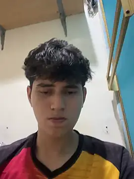 Snapshot of crxsverx chatting on 03/16/26, 05:55 crxsverx online show from 03/16/26, 05:55