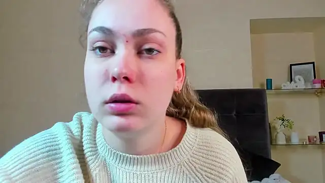 MelanieCuty online show from 04/23/26, 05:19