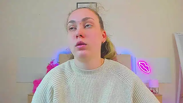 MelanieCuty online show from 04/24/26, 05:32