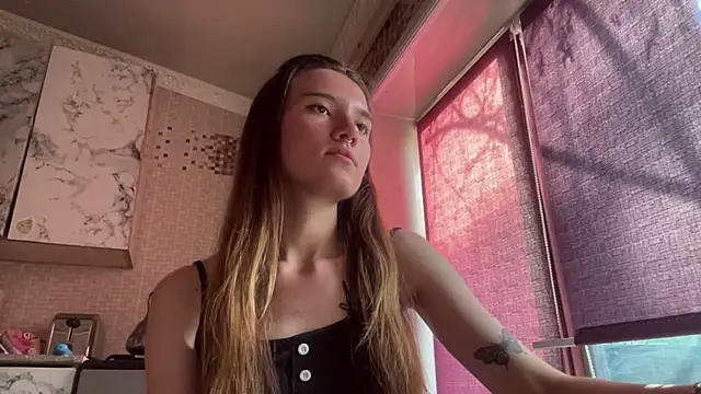 Lili Kilian online show from 04/29/26, 12:09