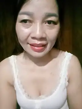 Yiyi102300 online show from 05/22/26, 01:50