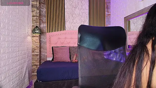 AishaCambell  online show from 06/01/26, 10:39