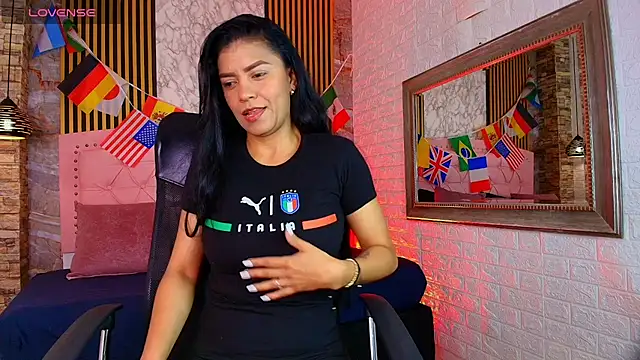 AishaCambell  online show from 06/16/26, 11:24