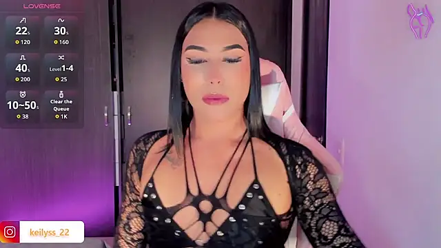 keilyss   online show from 04/12/26, 01:32