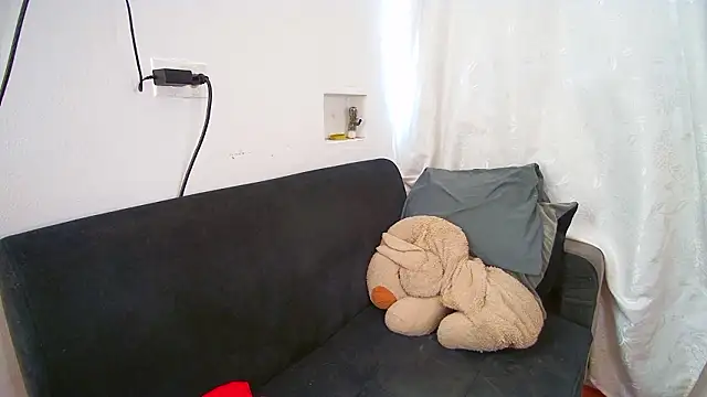 Hannah2519 online show from 03/13/26, 06:03