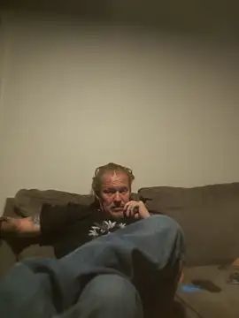 yourMasterisBored online show from 04/03/26, 02:31