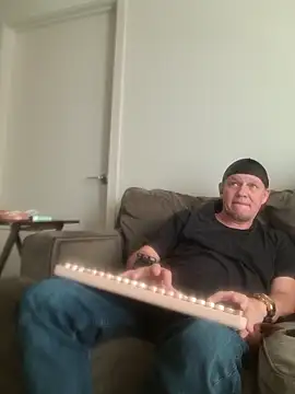 Snapshot of yourMasterisBored chatting on 05/20/26, 02:12 yourMasterisBored online show from 05/20/26, 02:12