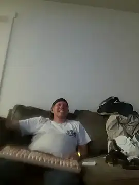 Snapshot of yourMasterisBored chatting on 05/24/26, 02:49 yourMasterisBored online show from 05/24/26, 02:49