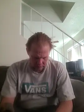 Snapshot of yourMasterisBored chatting on 06/12/26, 02:16 yourMasterisBored online show from 06/12/26, 02:16
