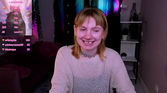 Snapshot of susie_miu chatting on 05/19/26, 01:56 susie miu online show from 05/19/26, 01:56