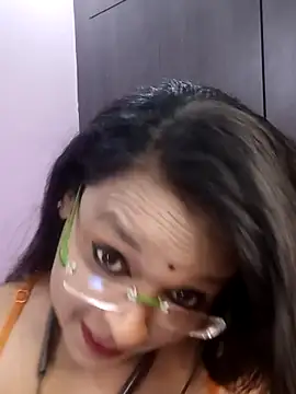 hornyrosy321 online show from 05/08/26, 06:02