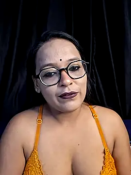 hornyrosy321 online show from 06/08/26, 06:08