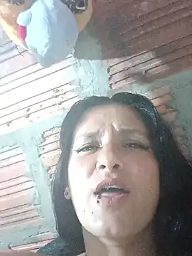 sofiamartinezx online show from 04/01/26, 06:16