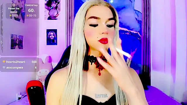 blonde queen- online show from 05/19/26, 01:56