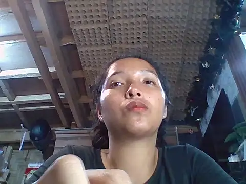 Snapshot of spicyren chatting on 06/18/26, 12:20 spicyren online show from 06/18/26, 12:20