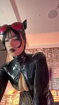 Liana Fem  online show from 04/05/26, 03:20