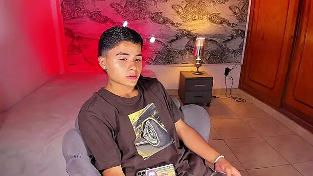 Liam Dustin online show from 05/16/26, 01:02