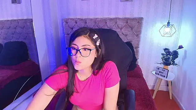Snapshot of Aleksa_way chatting on 05/19/26, 02:45 Aleksa way online show from 05/19/26, 02:45