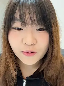 Cake015 online show from 03/17/26, 03:11