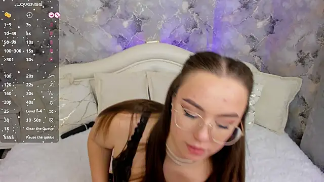 ScarlettVaughn online show from 04/23/26, 09:52