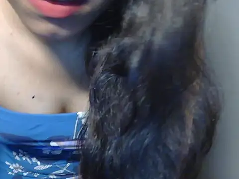 Snapshot of Tanisha_cute chatting on 03/20/26, 04:12 Tanisha cute online show from 03/20/26, 04:12