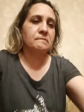 KatieLove133 online show from 03/18/26, 04:43