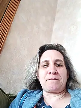 KatieLove133 online show from 04/02/26, 01:42