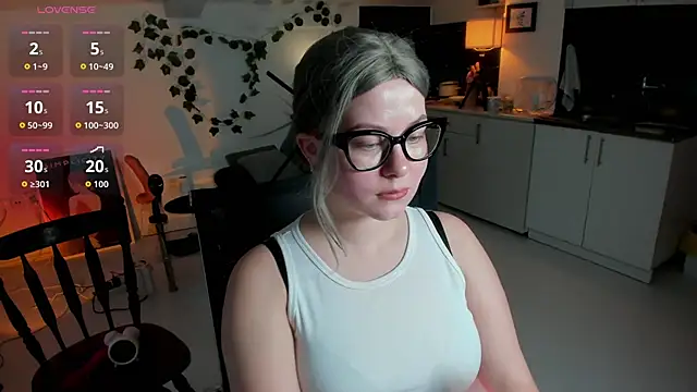 Snapshot of VexaVeylish chatting on 03/31/26, 04:18 VexaVeylish online show from 03/31/26, 04:18