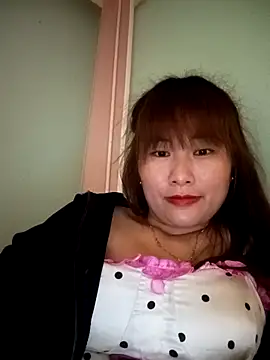 Lucxy-ki6 online show from 04/02/26, 01:47