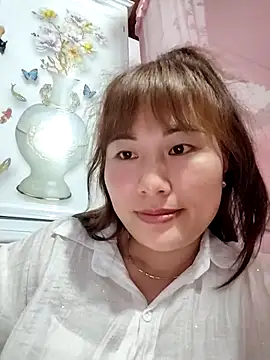 Lucxy-ki6 online show from 04/29/26, 08:18